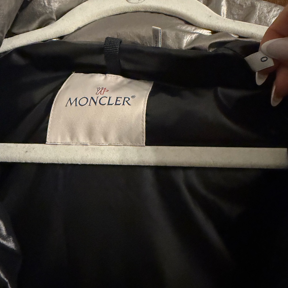 Moncler Cuscute Two-Tone Black and Silver Puffer Coat - Picture 8 of 9
